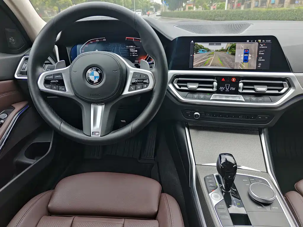 BMW 3 Series 2021 — фото 16