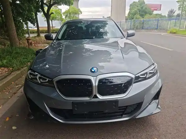 BMW i3 2024