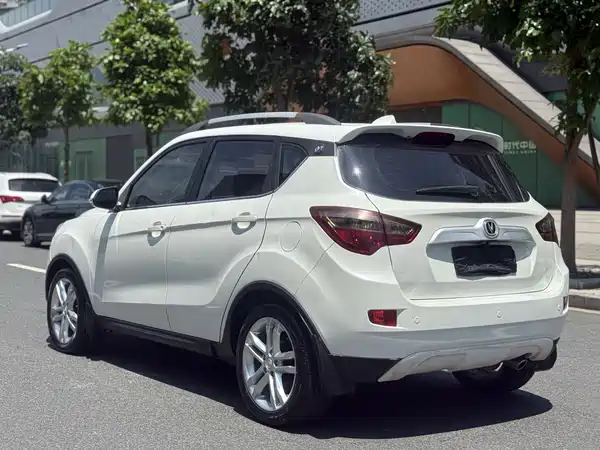 Changan CS35 2016