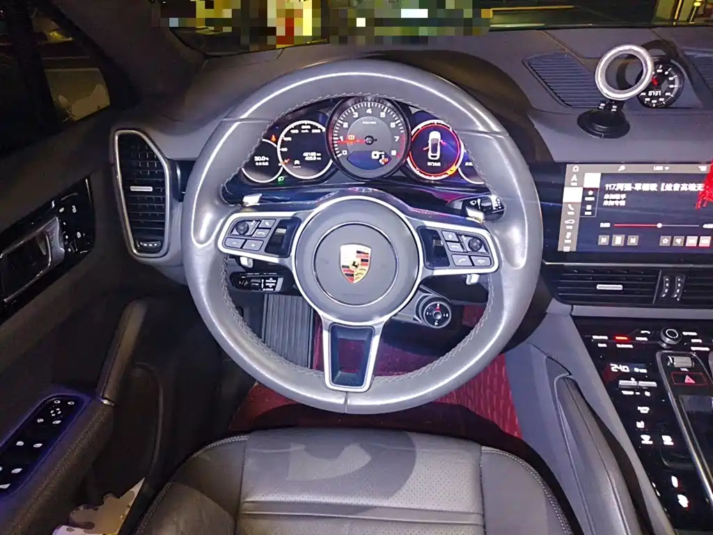 Porsche Cayenne 2021 — фото 11