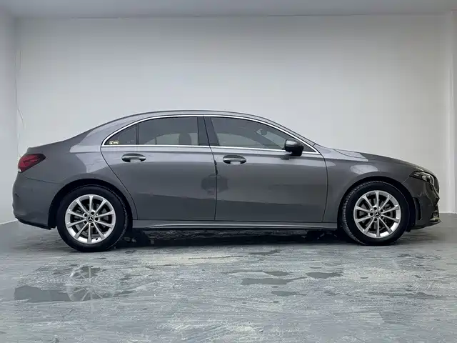 Mercedes-Benz A-Class 2020 — фото 8