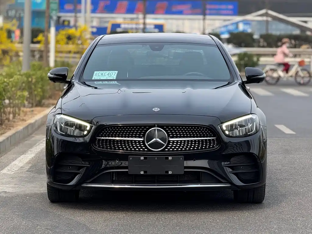Mercedes-Benz E-Class 2021 — фото 2