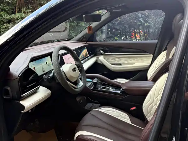 Geely Xingyue L 2021
