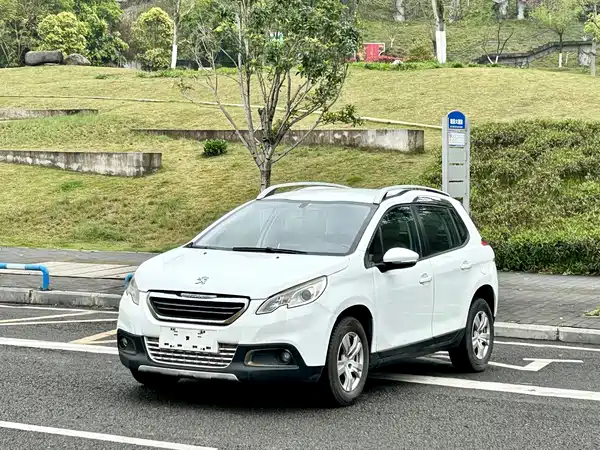 Peugeot 2008 2015