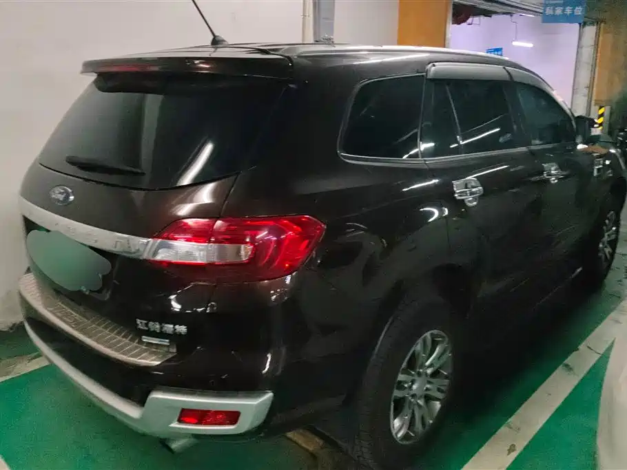 Ford Everest 2018