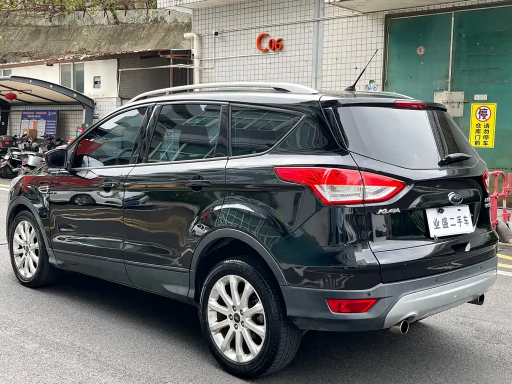 Ford Kuga 2014 — фото 6