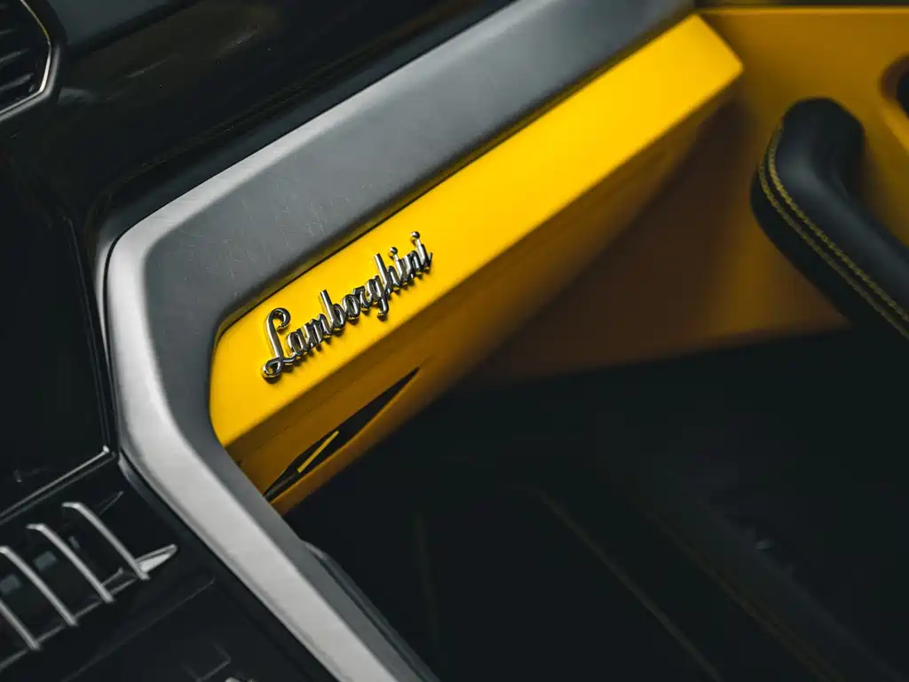 Lamborghini Urus 2020 — фото 8