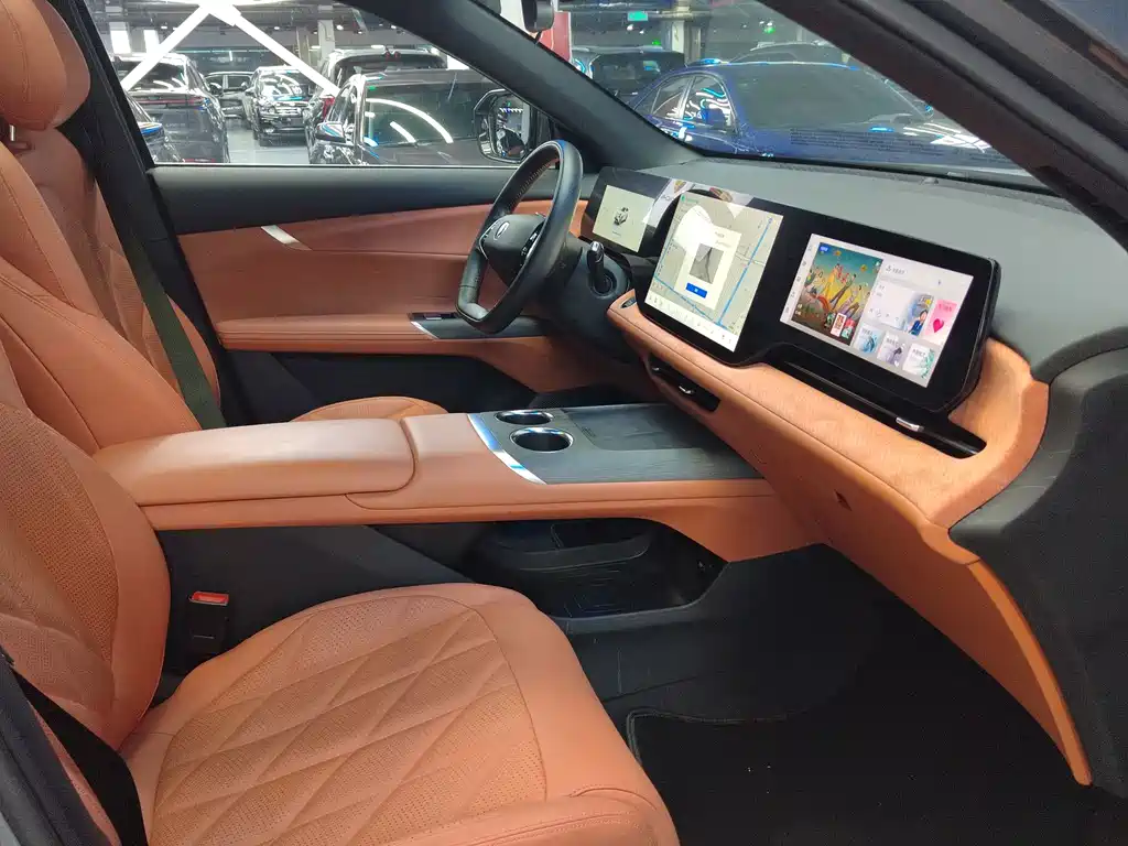 Changan CS75PLUS 2024 — фото 15