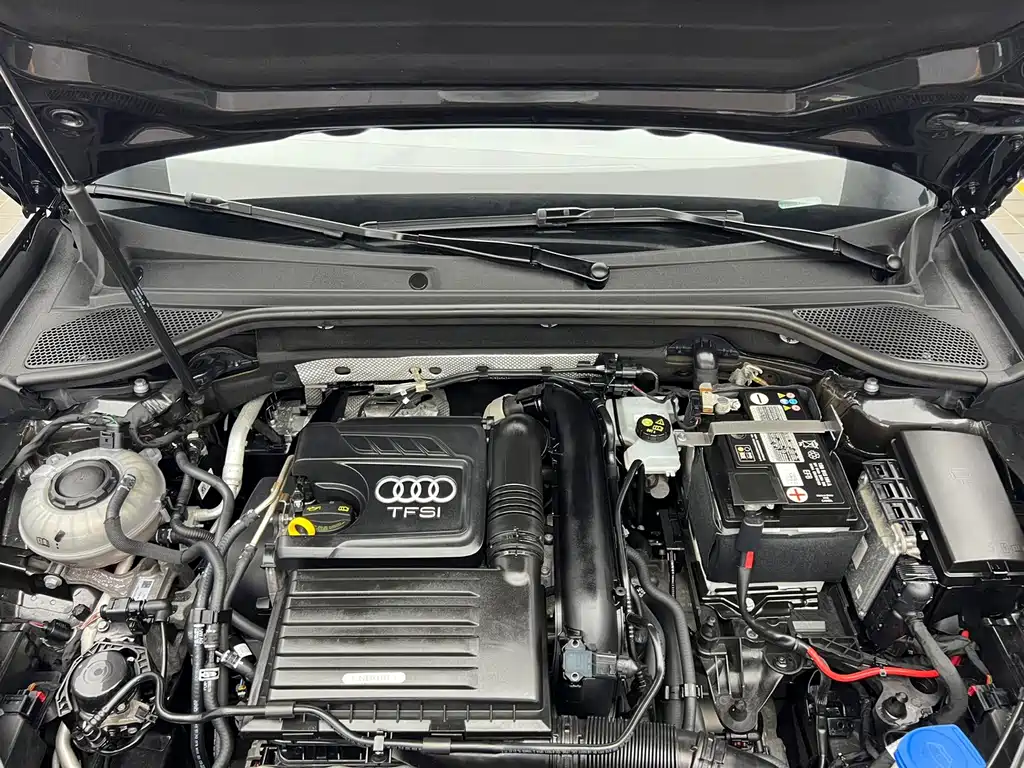 Audi Q2L 2022 — фото 18