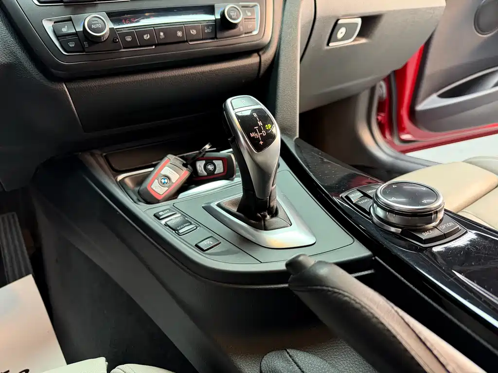 BMW 3 Series 2014 — фото 10