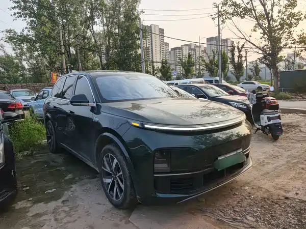 Li Auto L8 2023