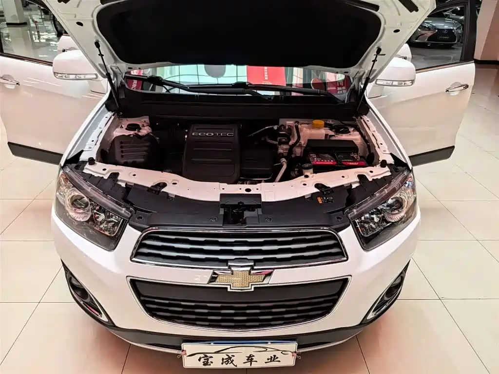 Chevrolet Captiva 2017 — фото 22