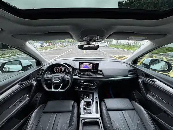 Audi Q5L 2022
