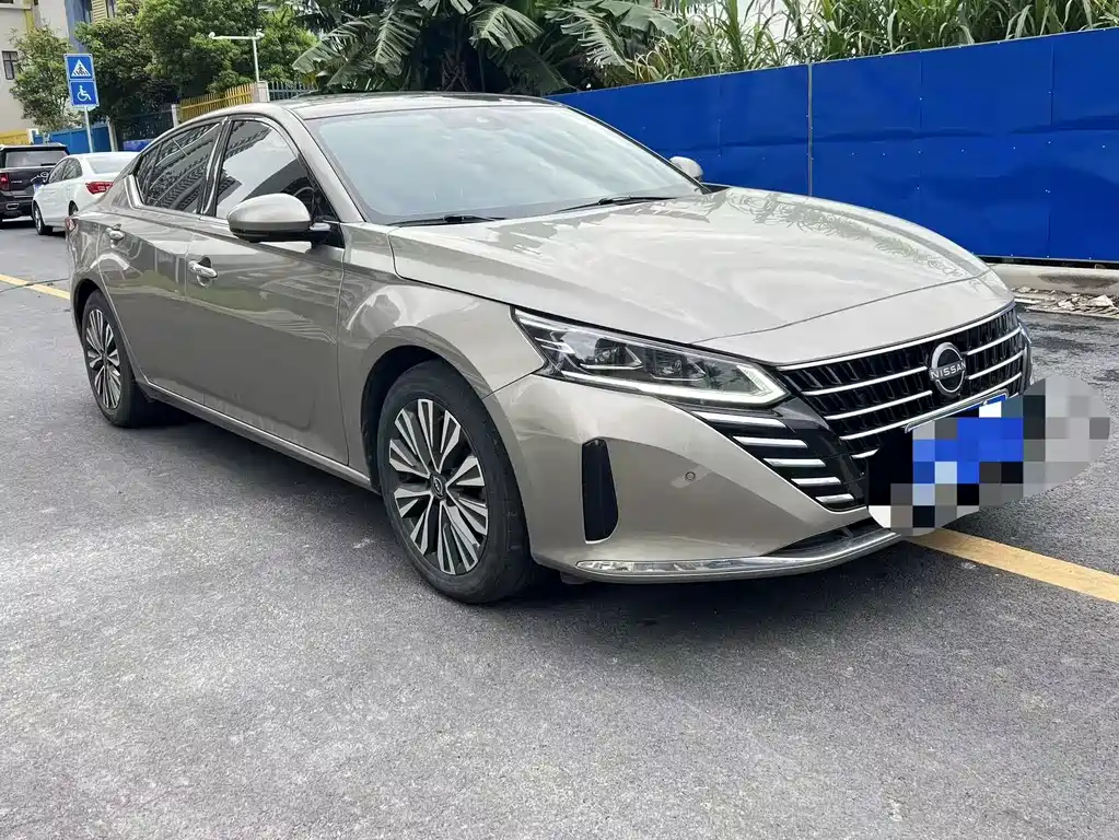 Nissan Teana 2023