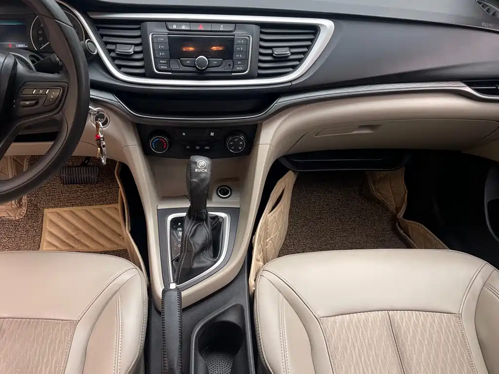 Buick Excelle 2016 — фото 10