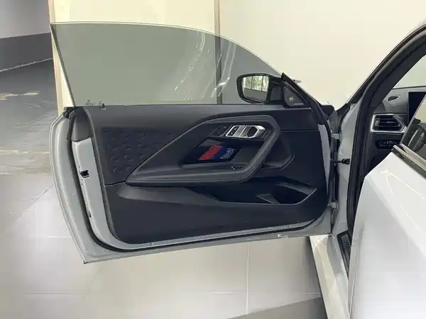 BMW M2 2023