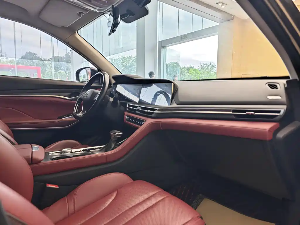 Changan CS75 PLUS 2020 — фото 32