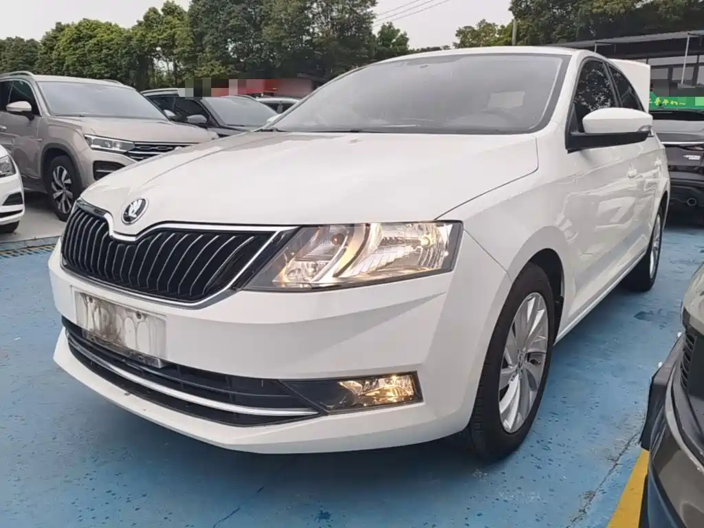 Skoda Rapid 2019 — фото 1