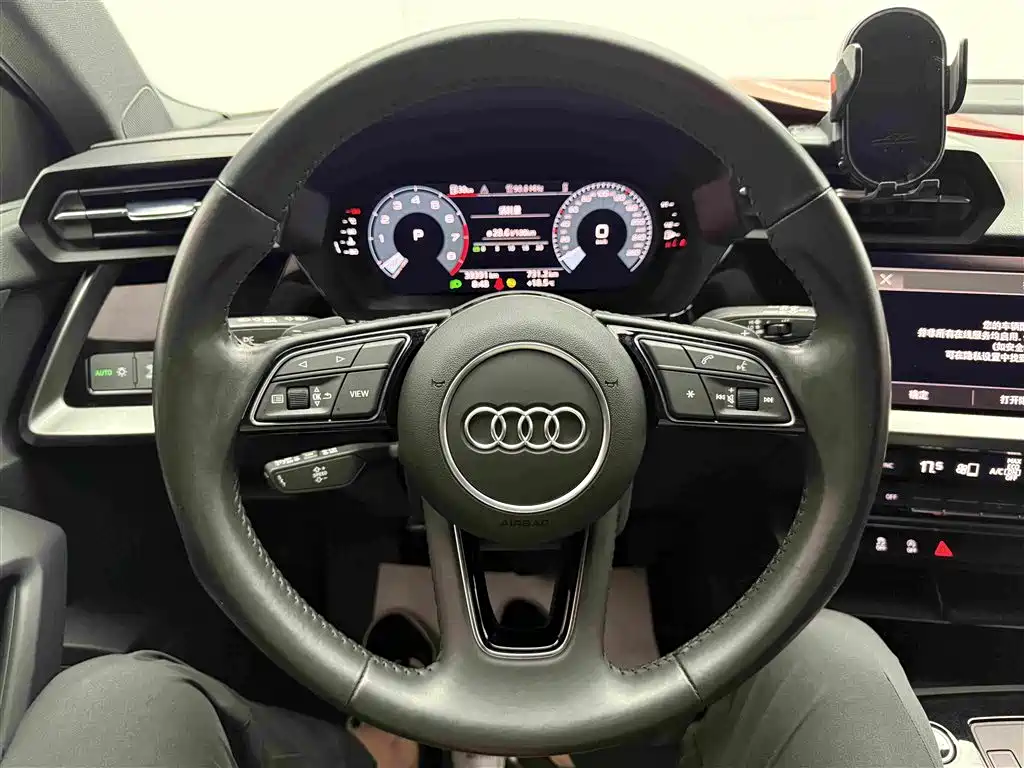 Audi A3 2022 — фото 17