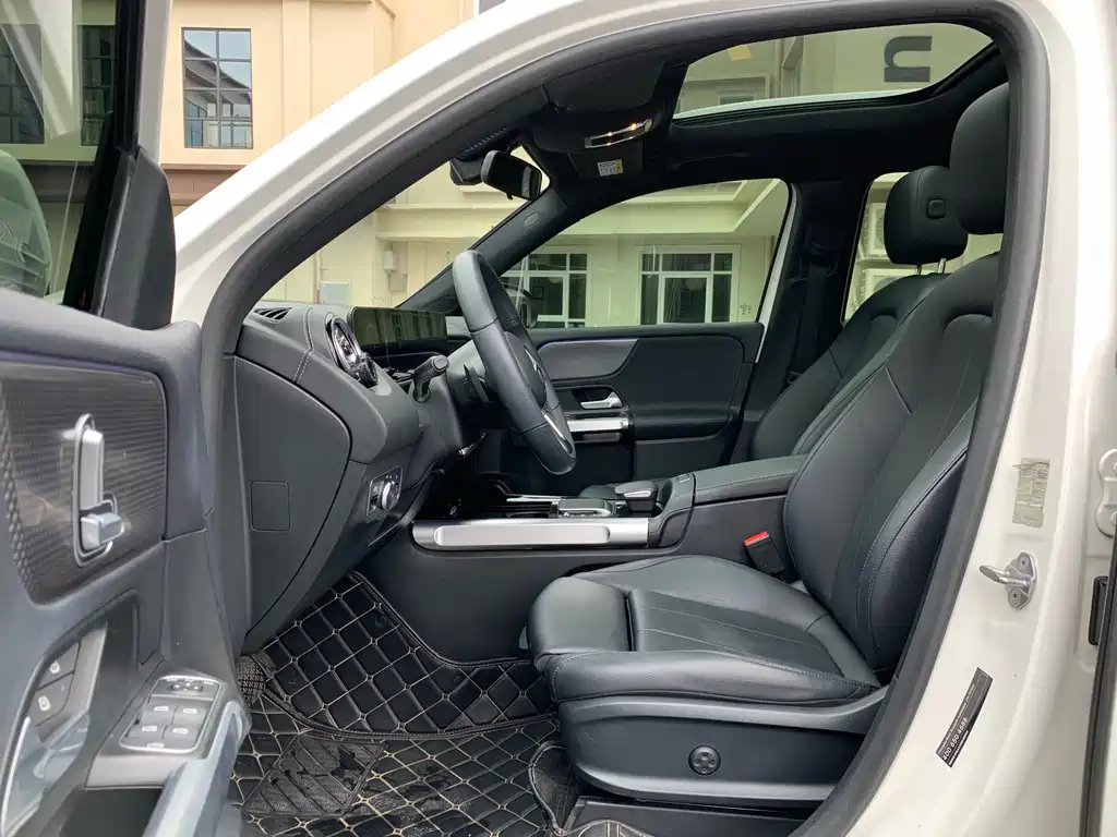 Mercedes-Benz GLB 2021 — фото 15