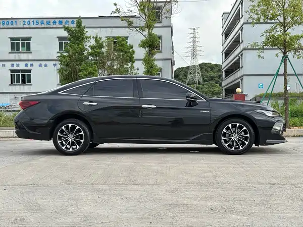 Toyota Avalon 2022