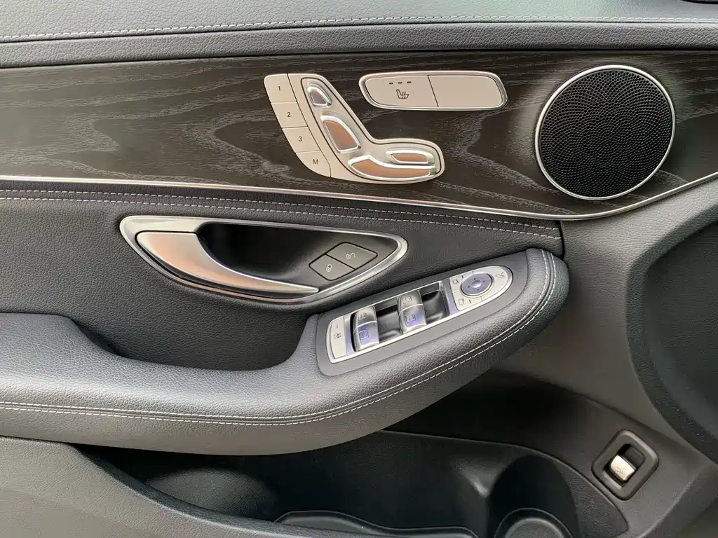 Mercedes-Benz C-Class 2020 — фото 22