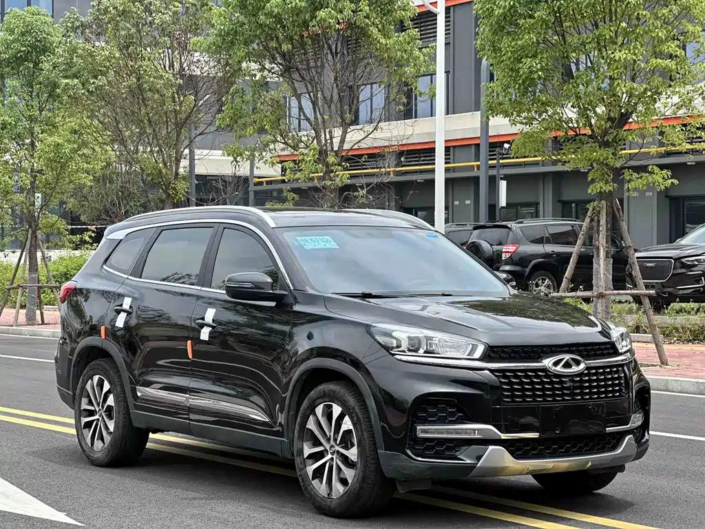 Chery Tiggo 8 2018 — фото 3
