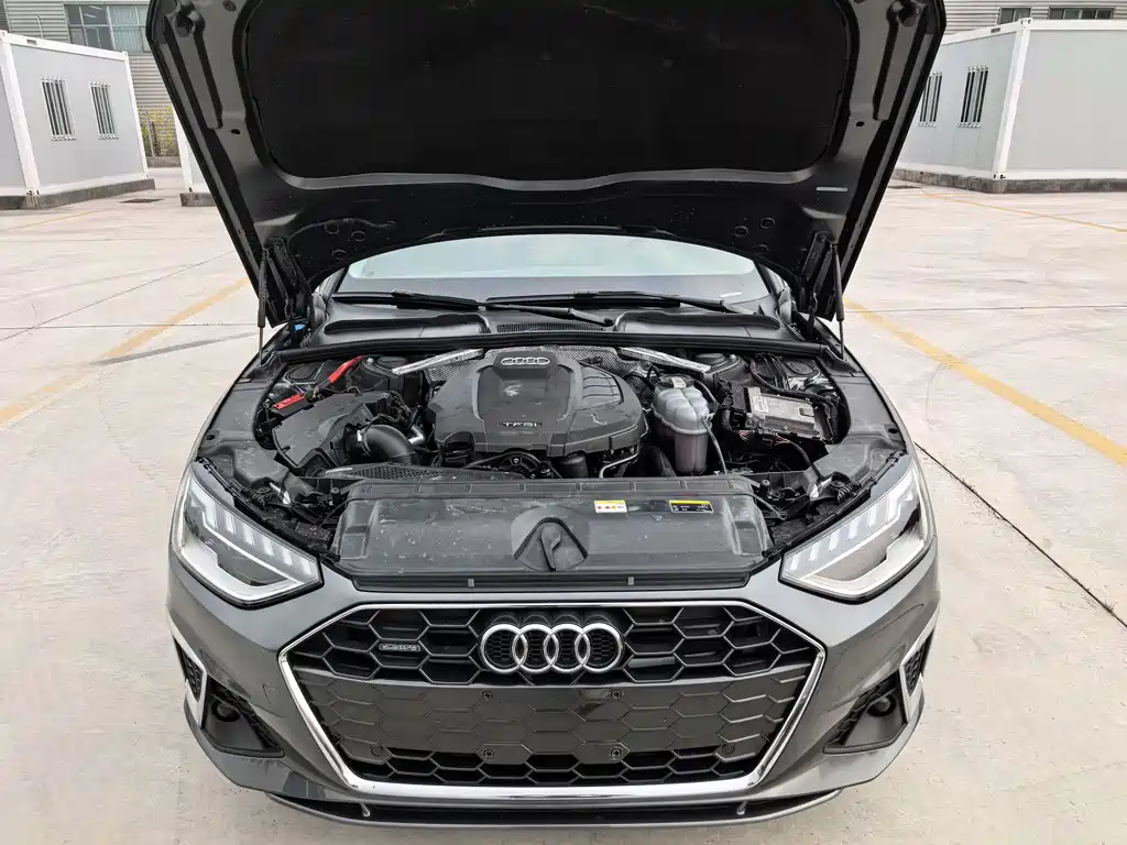 Audi A4L 2022 — фото 16
