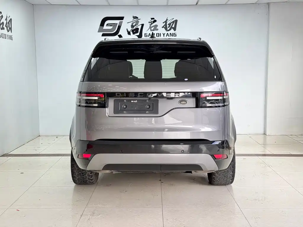 Land Rover Discovery 2020 — фото 25
