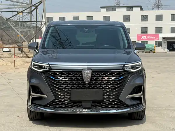 Roewe iMAX8 2022