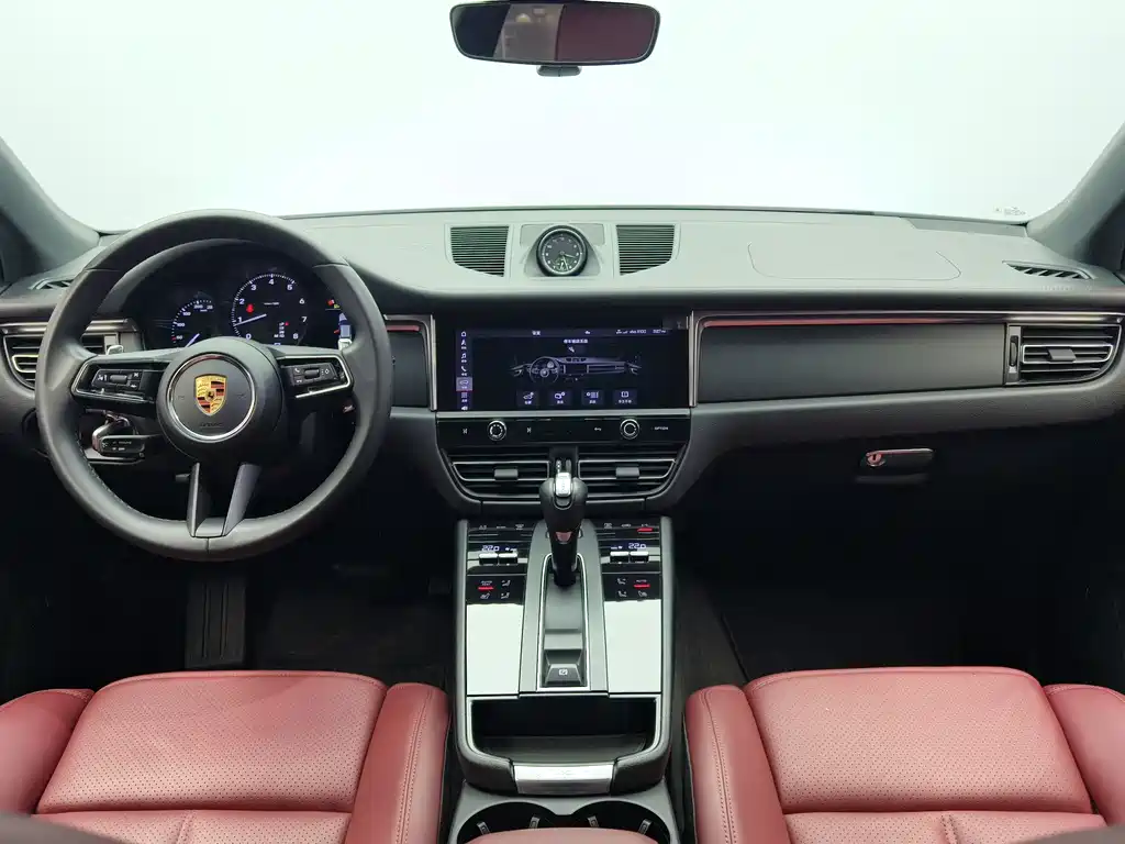 Porsche Macan 2022 — фото 10