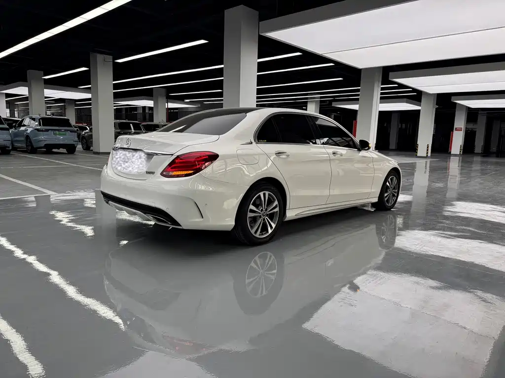 Mercedes-Benz C-Class 2018 — фото 14
