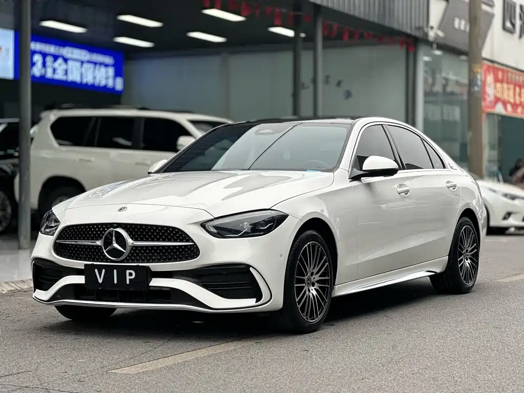Mercedes-Benz C-Class 2024 — фото 1