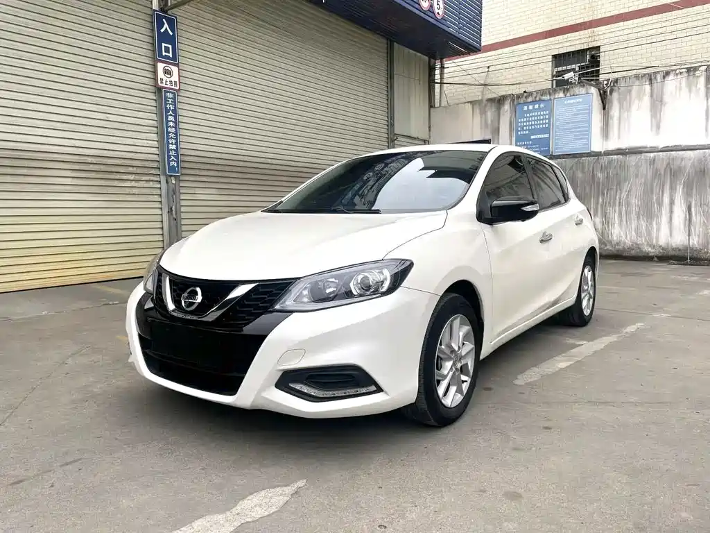 Nissan Tiida 2022