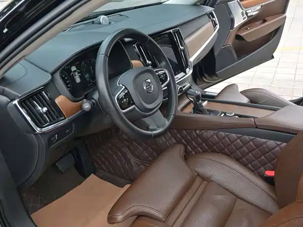 Volvo S90 2017