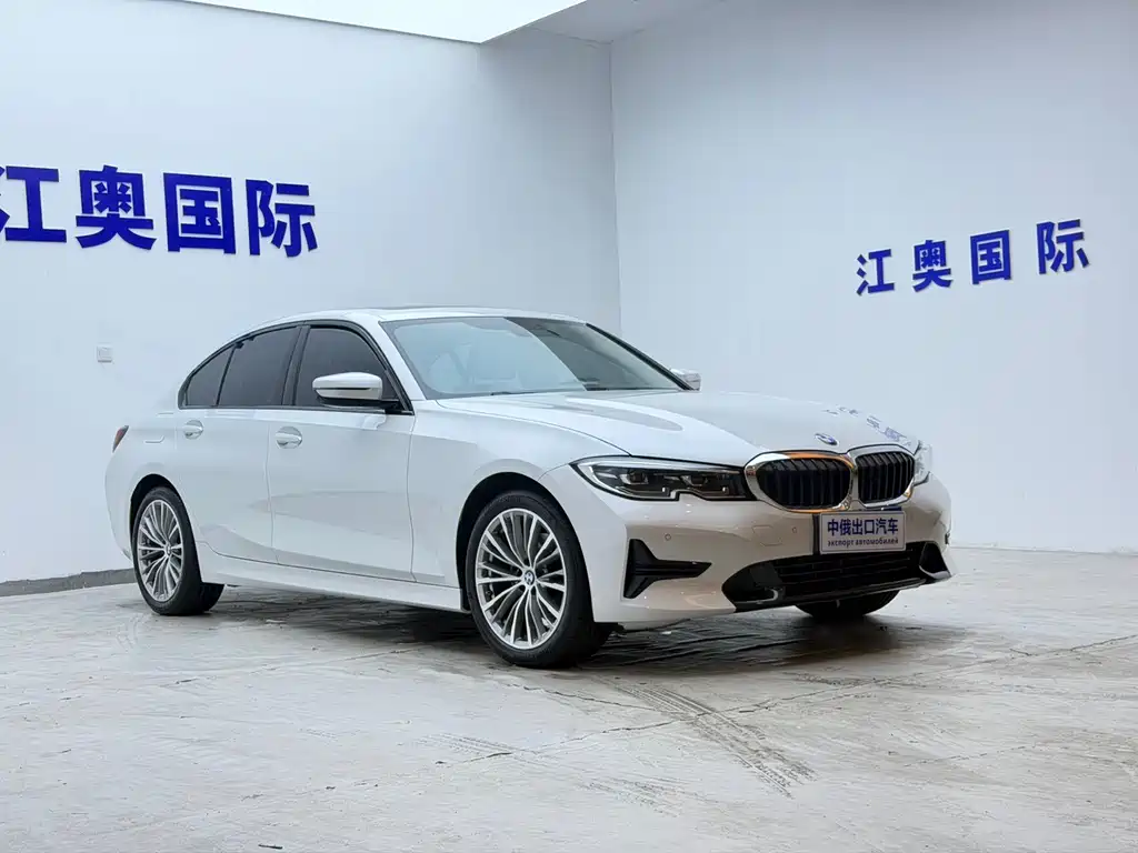 BMW 3 Series 2023
