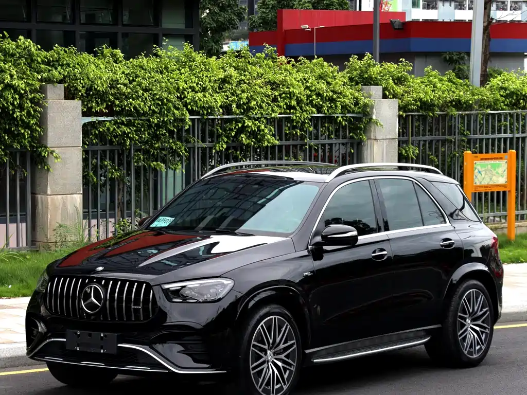 Mercedes-Benz GLE AMG 2024 — фото 1