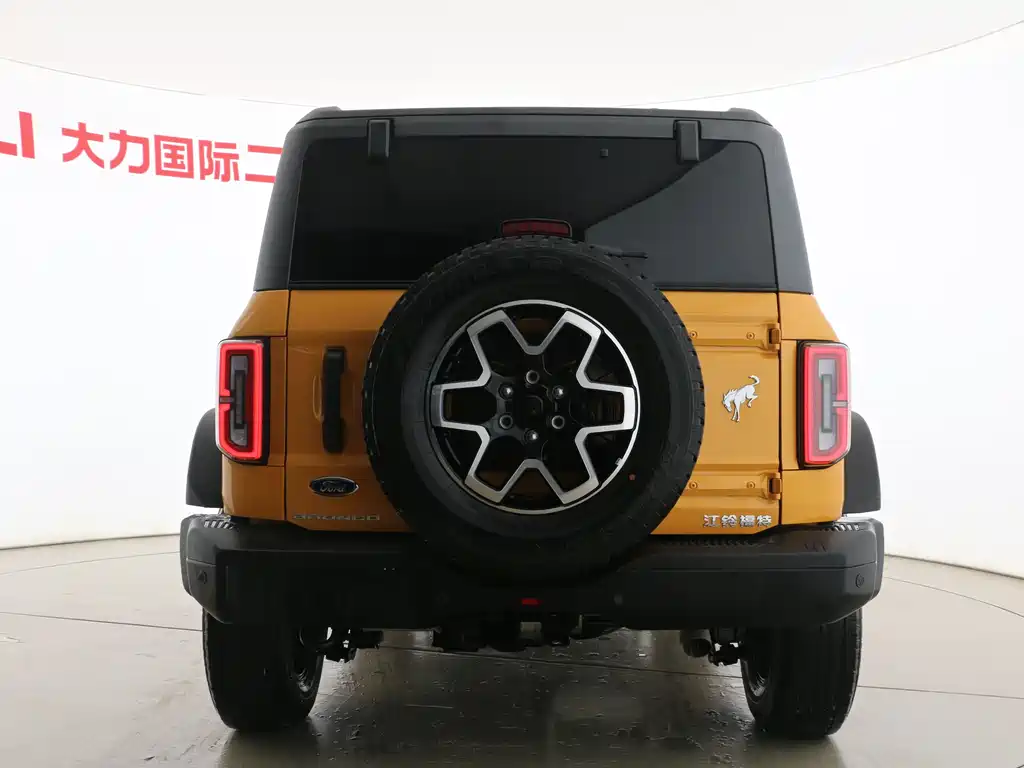 Ford Bronco 2024 — фото 12