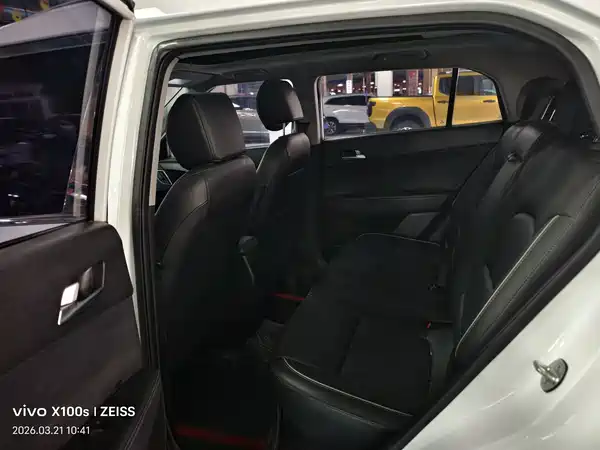 Hyundai ix25 2015