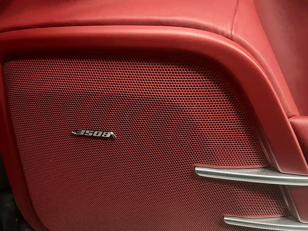 Porsche Cayenne 2012 — фото 3