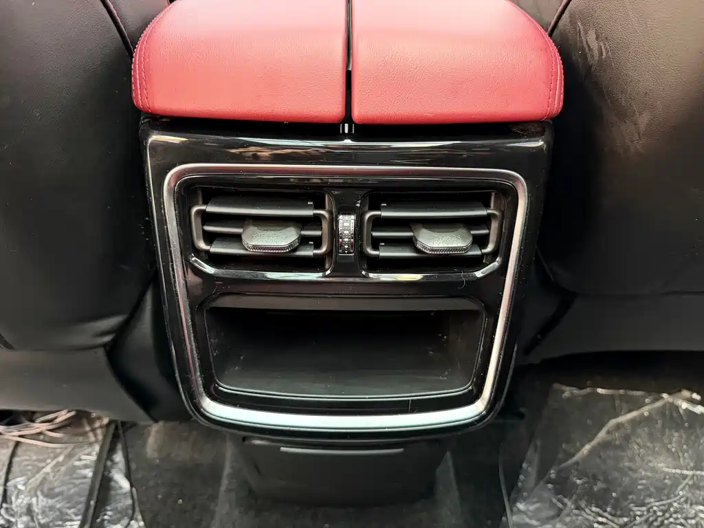 Jetour X70 PLUS 2022 — фото 14