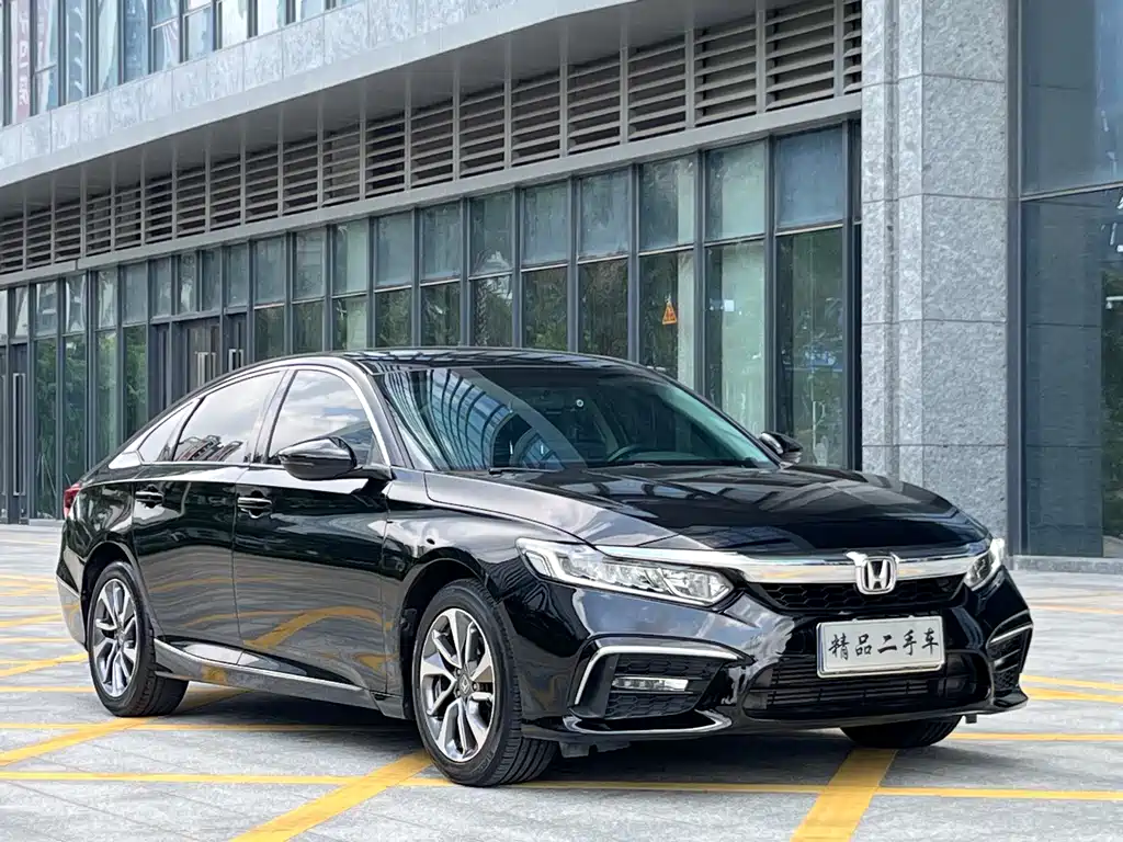 Honda Inspire 2019 — фото 3