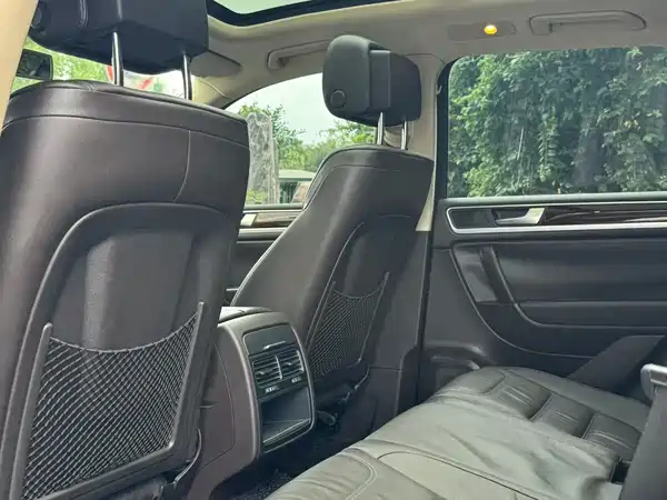 Volkswagen Touareg 2014