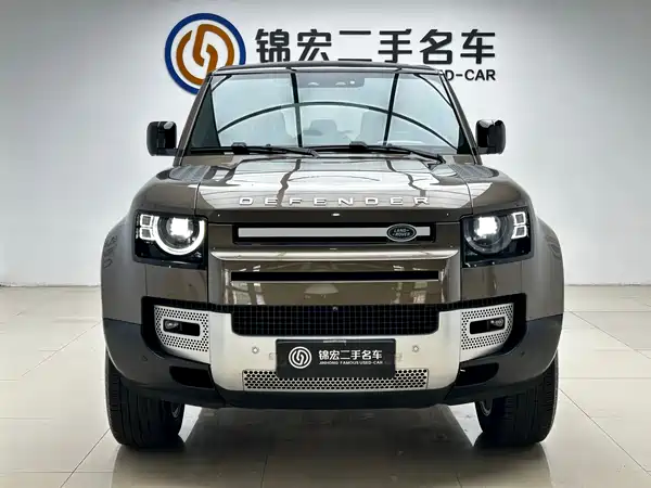 Land Rover Defender 2020