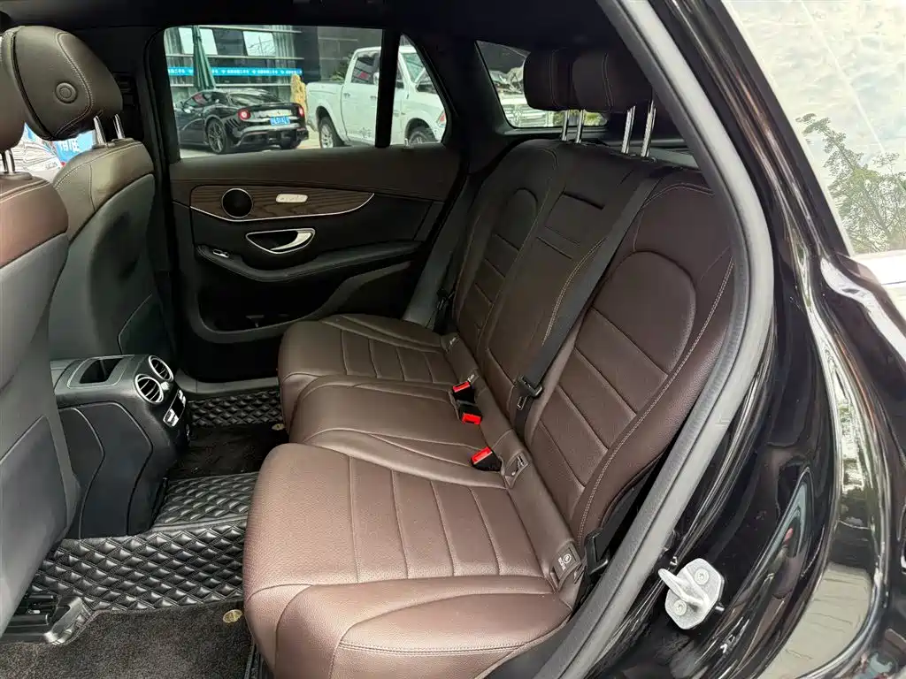 Mercedes-Benz GLC 2023 — фото 10