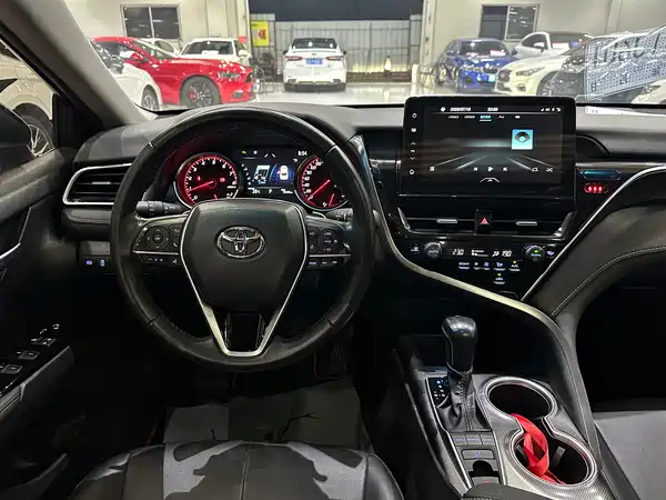 Toyota Camry 2022
