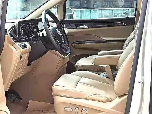 Buick GL8 2021