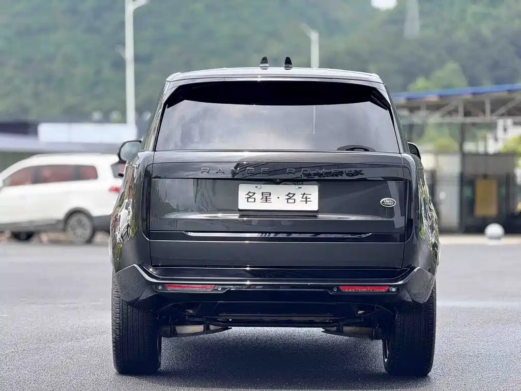 Land Rover Range Rover 2023 — фото 16