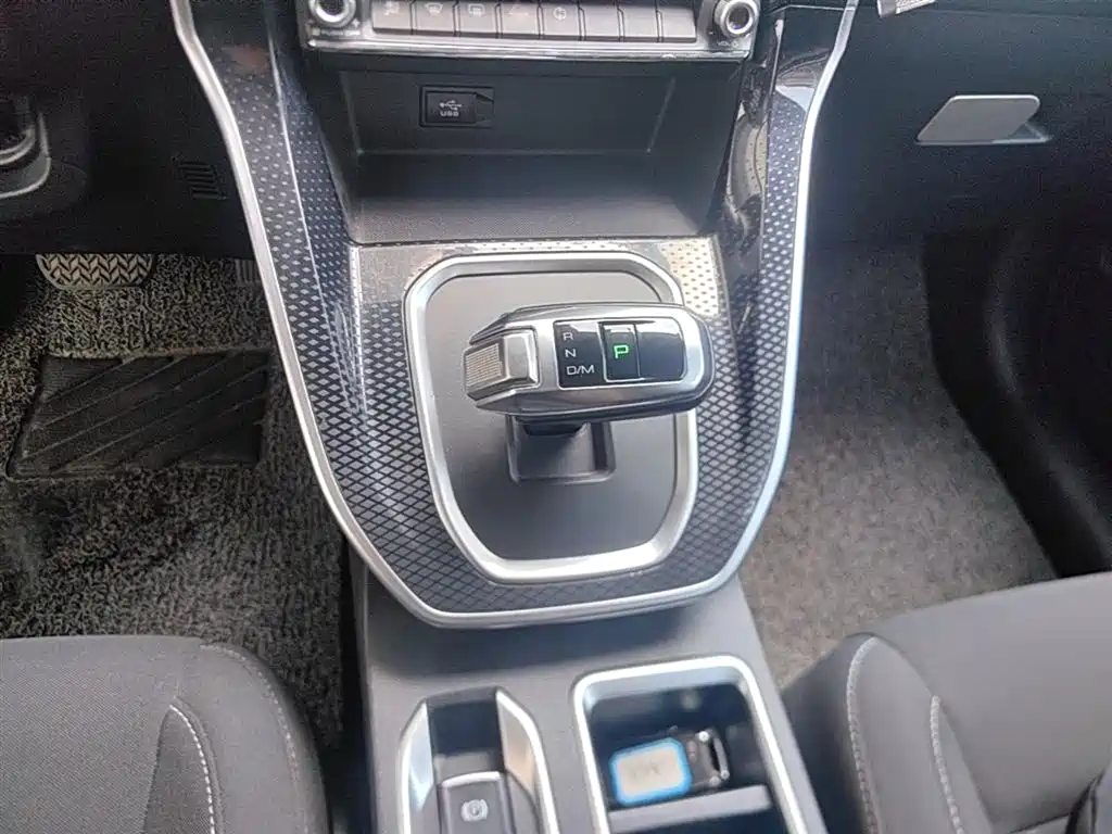 Haval M6 2022 — фото 10