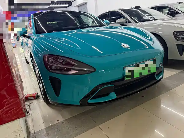 Xiaomi SU7 2025